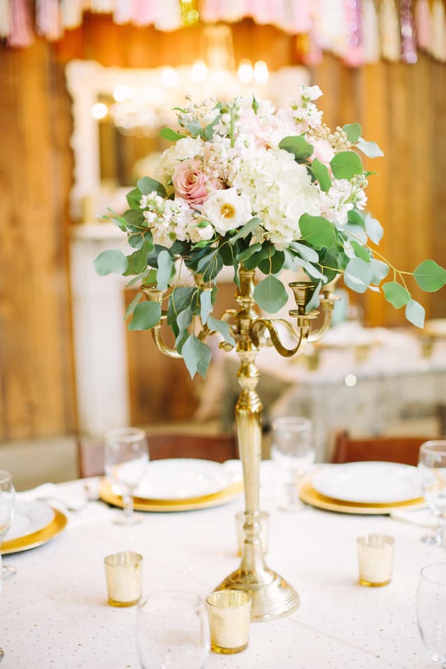 Royalty Rentals Tables | Royalty Rentals